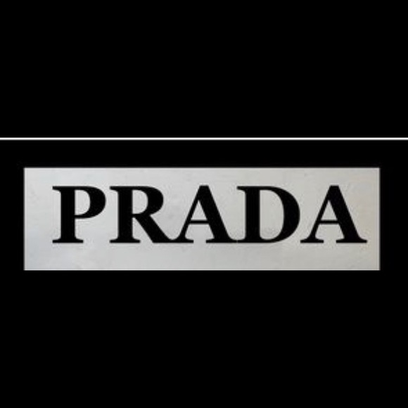 PRADA - Picture 3 of 15
